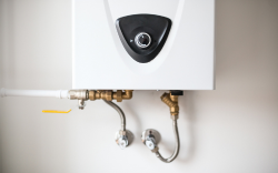 Maximize Comfort: Adjust Ceiling Fans